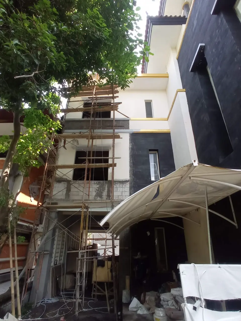 Renovasi Gedung Sisi Barat Pegadaian Kanwil VII Denpasar 9