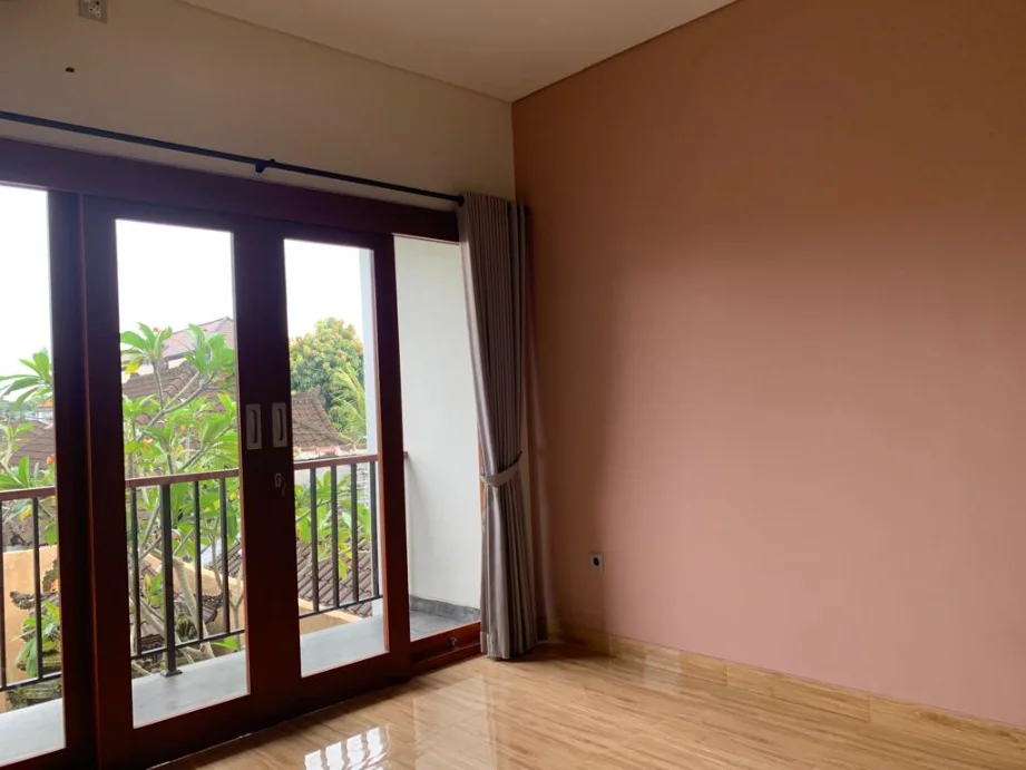Rumah Tinggal Ajik Putu - Penatih 11