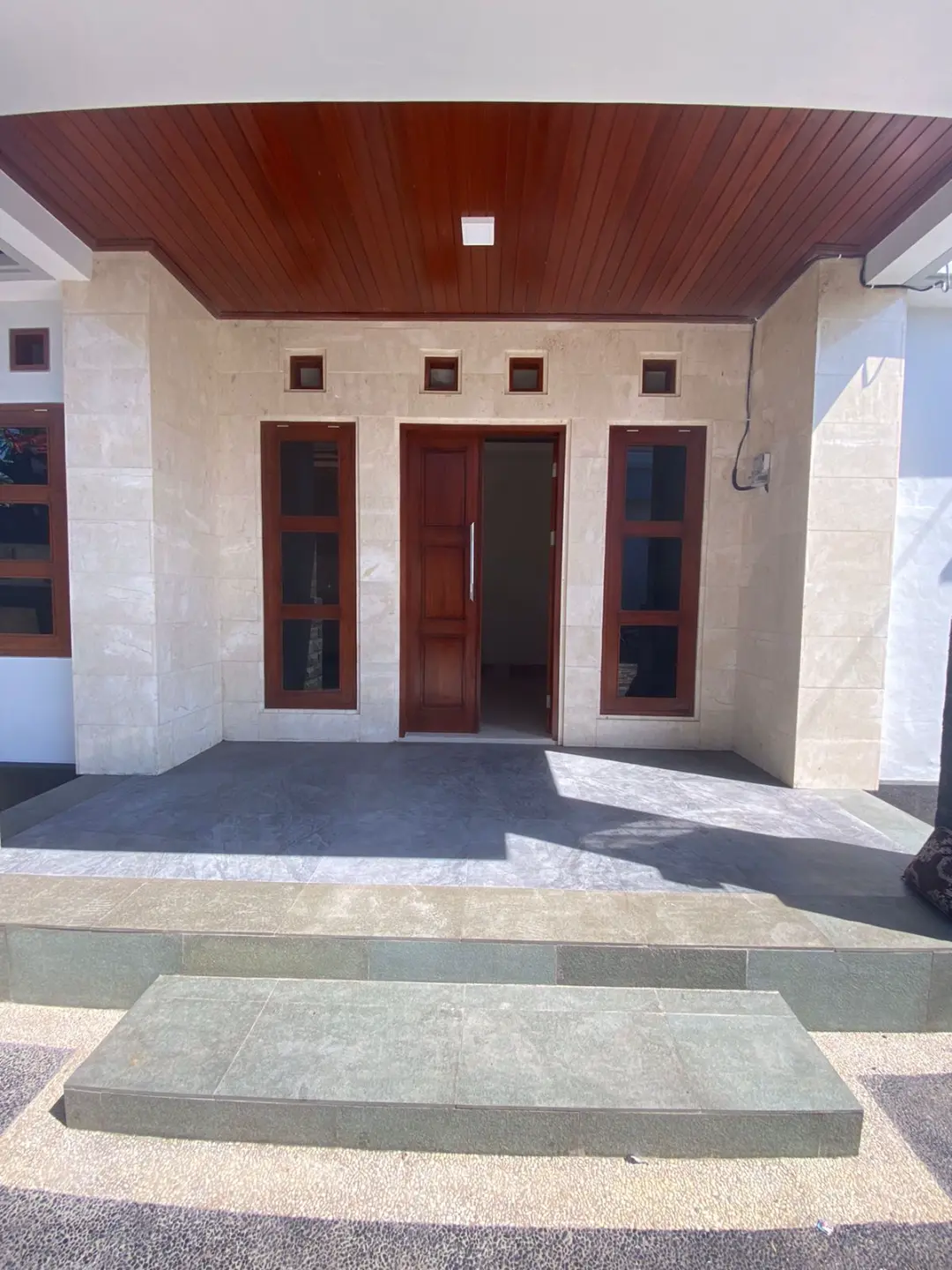 Rumah Tinggal Bapak Edy - Batubulan 6