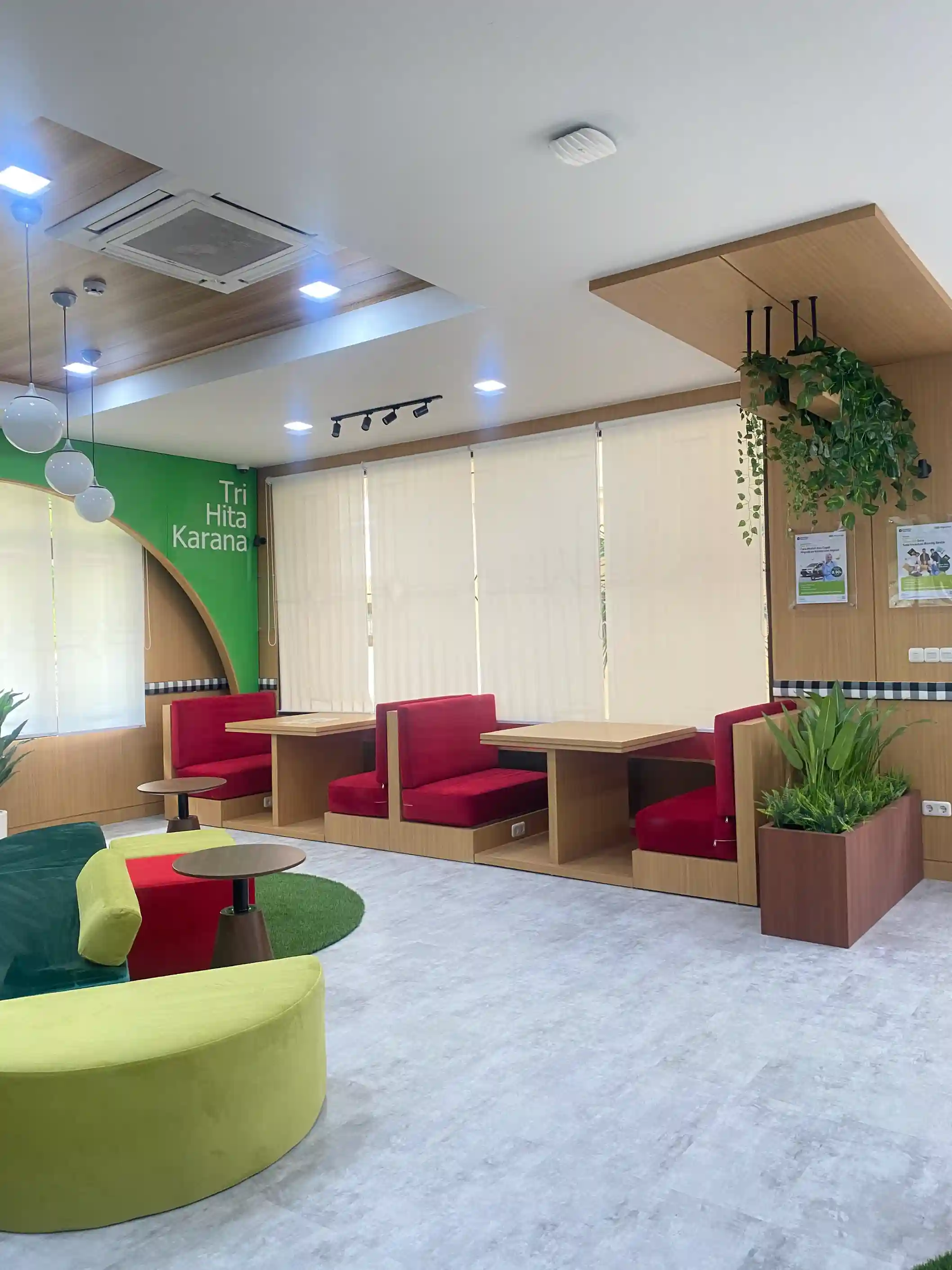 The Gade Creative Lounge - Universitas Udayana 10