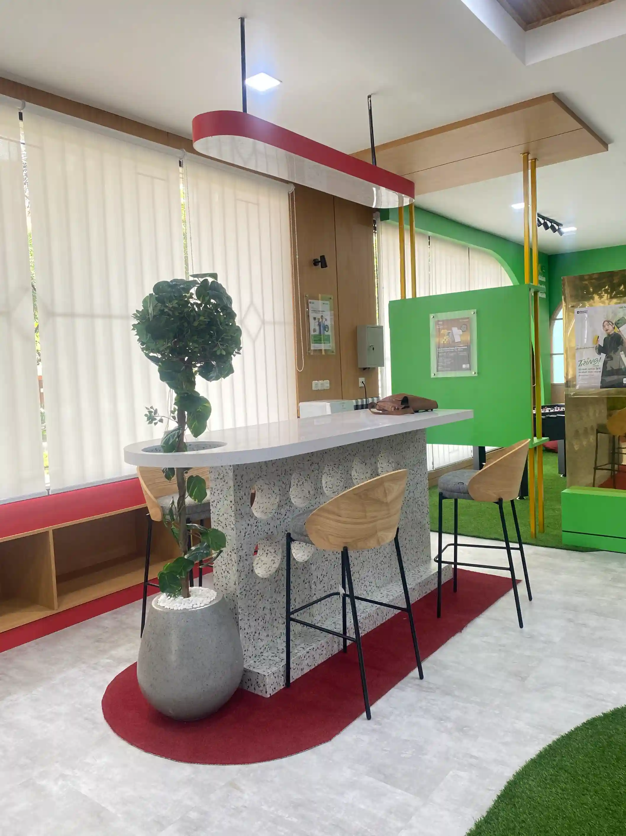 The Gade Creative Lounge - Universitas Udayana 14