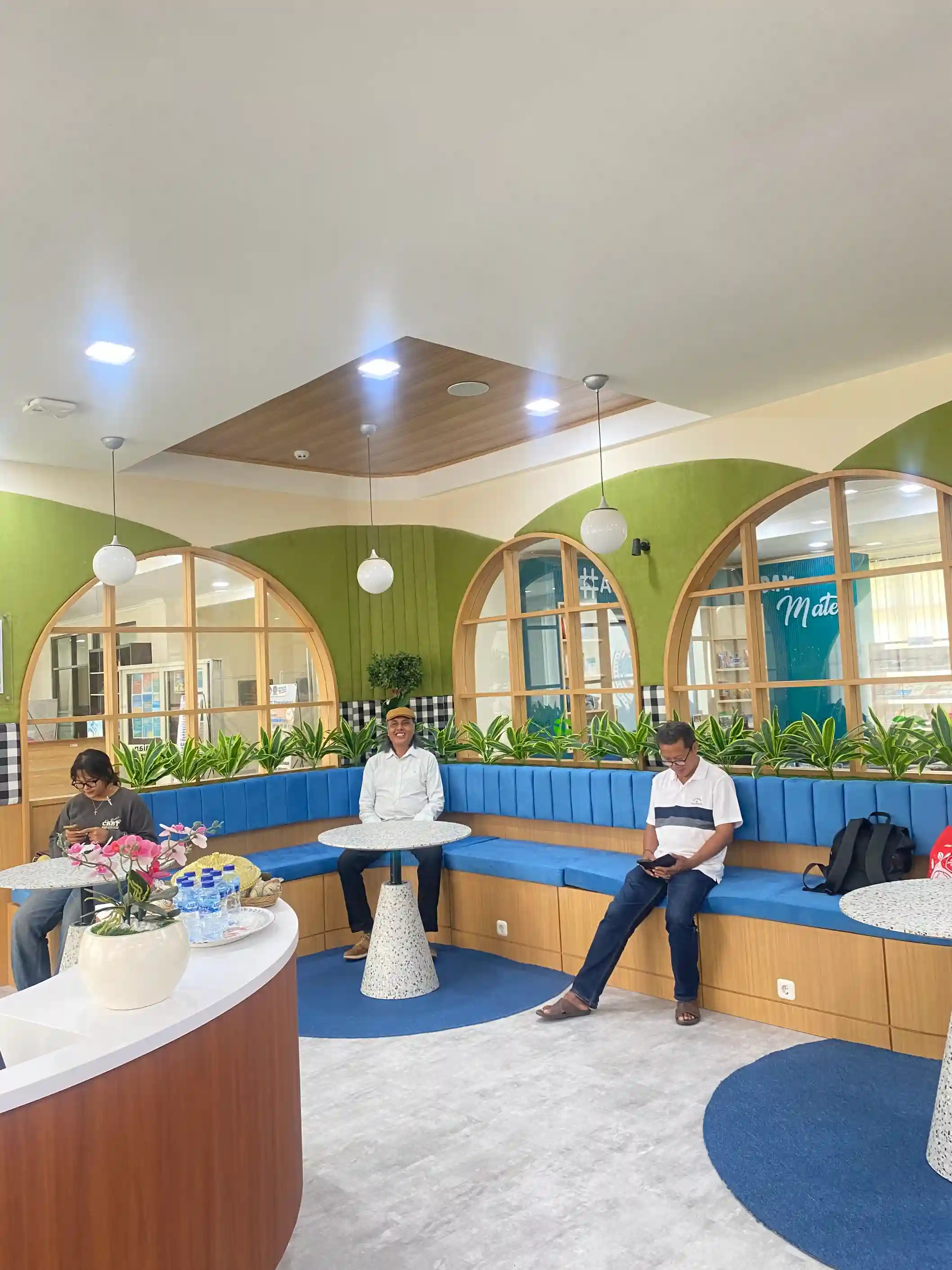 The Gade Creative Lounge - Universitas Udayana 17