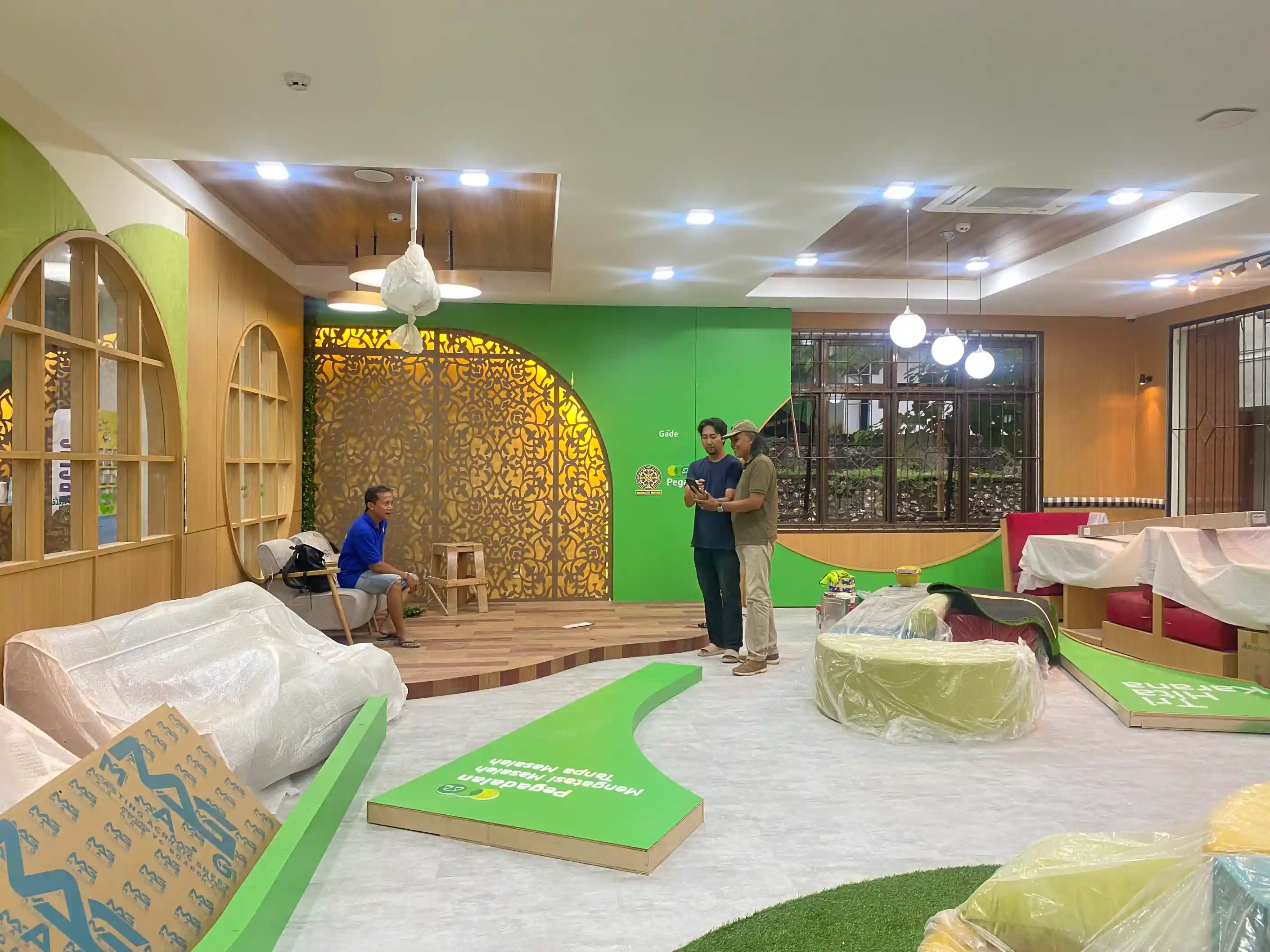 The Gade Creative Lounge - Universitas Udayana 4